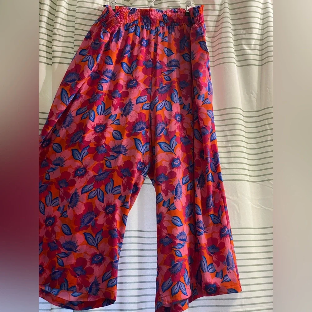 Rose & Olive Colorful Floral Pants - Picture 1 of 8